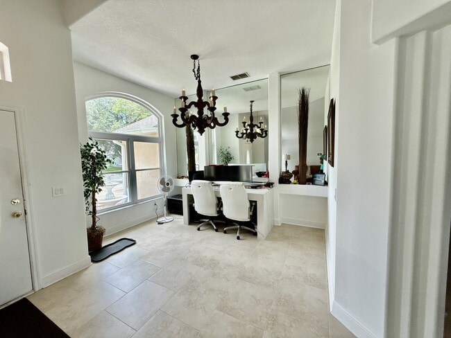 Photo - 19029 Weatherstone Dr