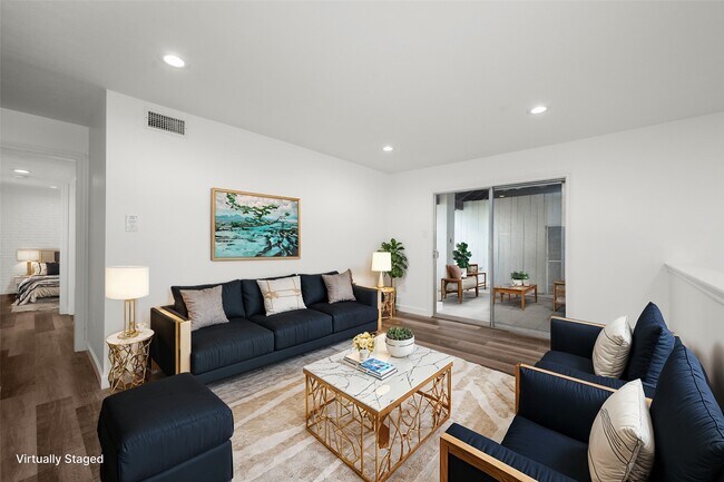 Photo - 2744 Briarhurst Dr Unit 33