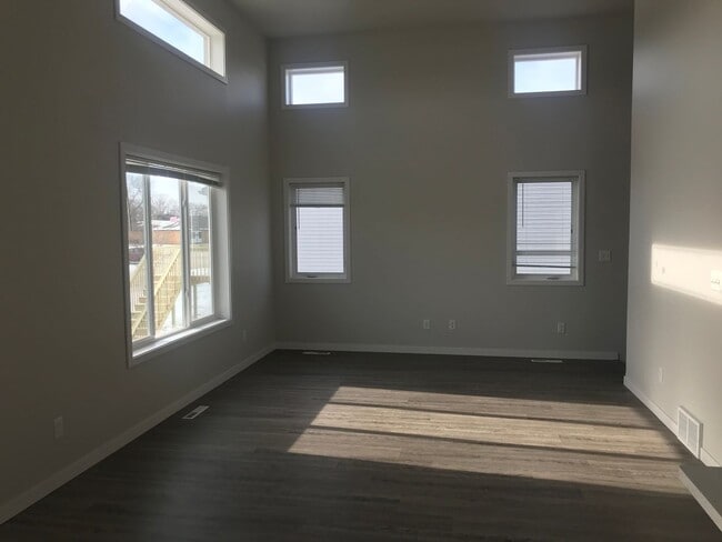 Photo - 3 Bed 3 Bath Twin Home