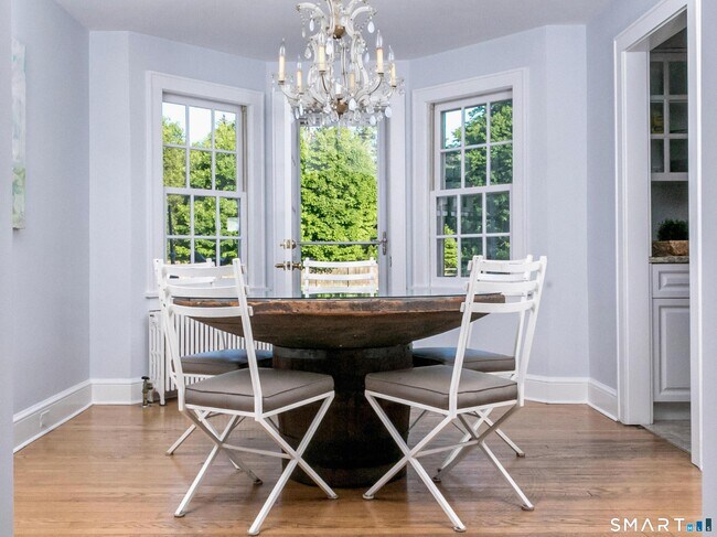Photo - 755 Stillson Rd