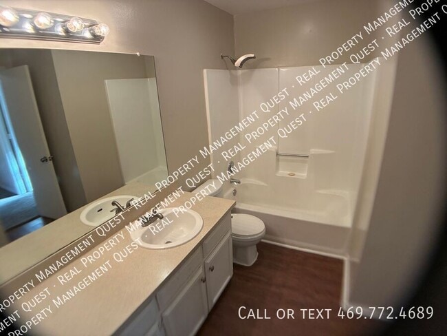 Photo - 143 Austin Stone Dr
