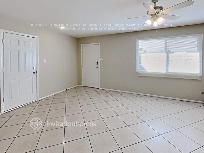 Photo - 7818 W Fairmount Ave