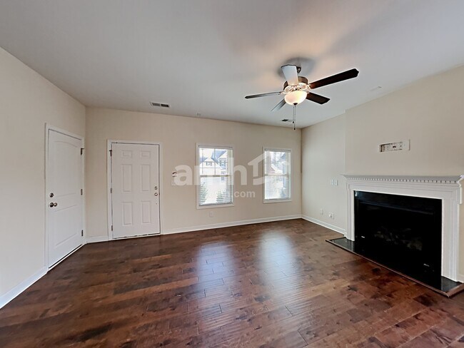 Photo - 232 Lanier Pl