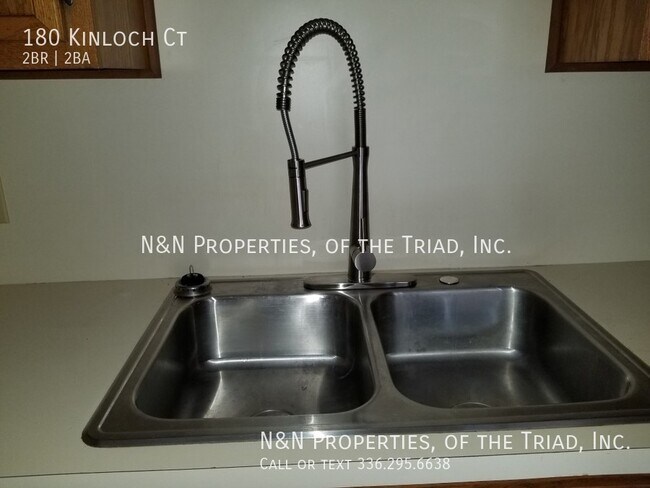 Photo - 180 Kinloch Ct