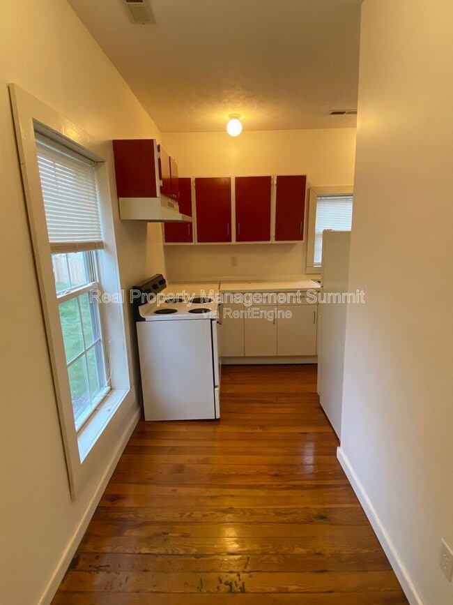 Photo - 817 Grayson Ave