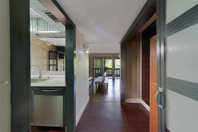 Photo - 240 N Bayshore Blvd Unit 204