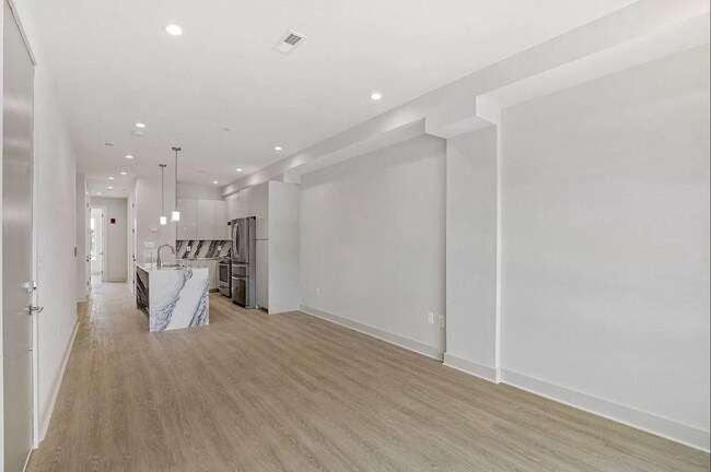 Photo - 3523 14th St NW Unit 3