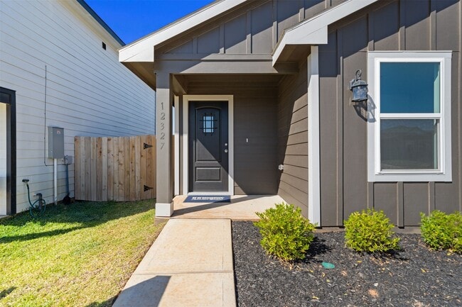 Photo - 12327 Sword Point Ct