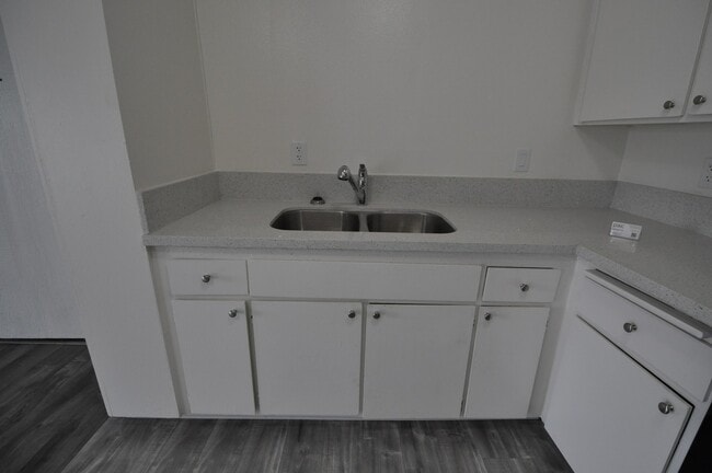 Photo - 13800 Sherman Way Unit 102