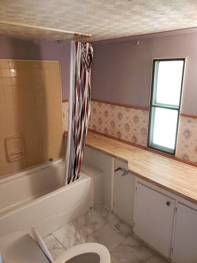 Photo - 50 K and M Way