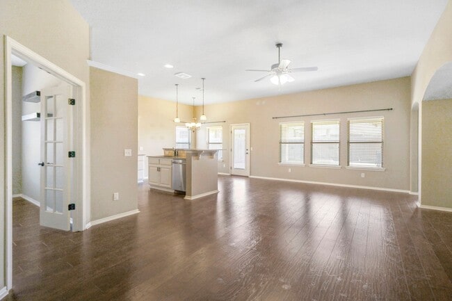 Photo - Charming 3 Bed 2 Bath With Office