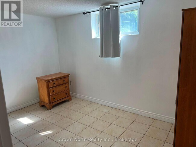 Photo - 57 Milady Rd Unité BSMT
