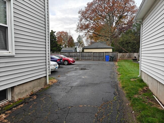 Photo - 117 Dover Rd