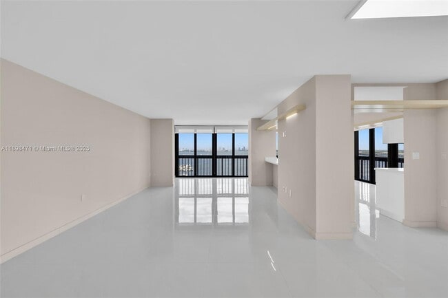 Photo - 2333 Brickell Ave Unidad 1701