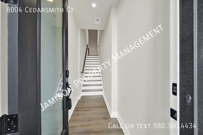 8004 Cedarsmith Ct