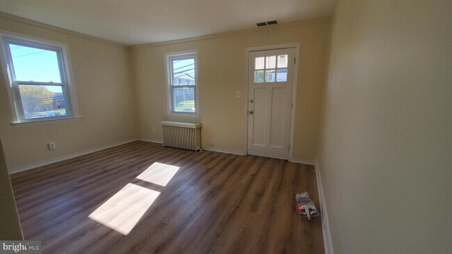 Photo - 929 Maiden Choice Ln Townhome