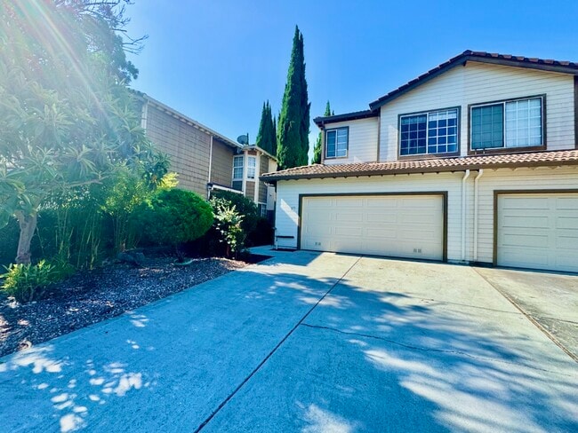 Building Photo - 1573 Timber Creek Dr