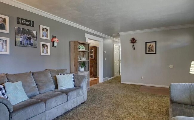 Photo - 6 Bedroom Home For Rent In Rexburg!!