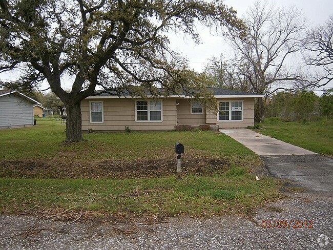 Building Photo - 225 Nanlee St Rental