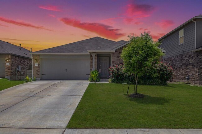 Photo - 424 Sebring Cir