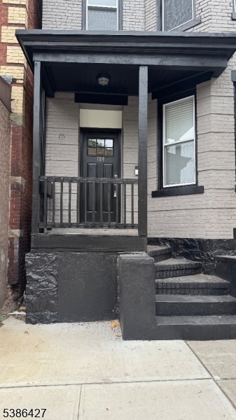 Photo - 184 Hickory St