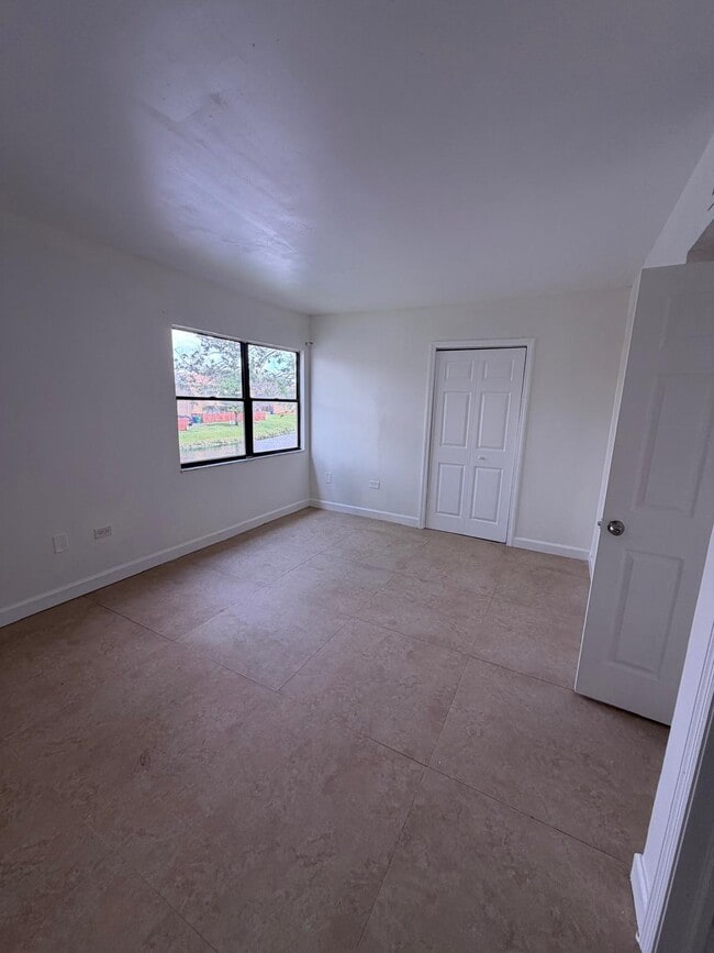 Photo - 3025 W Missionwood Cir