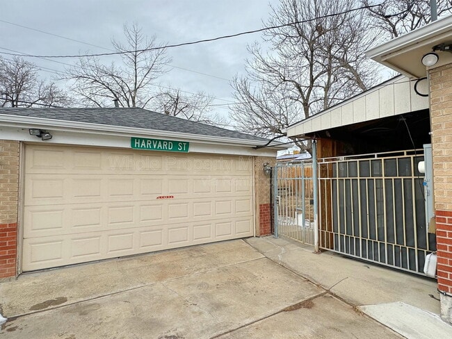 Photo - 7071 Ruth Way
