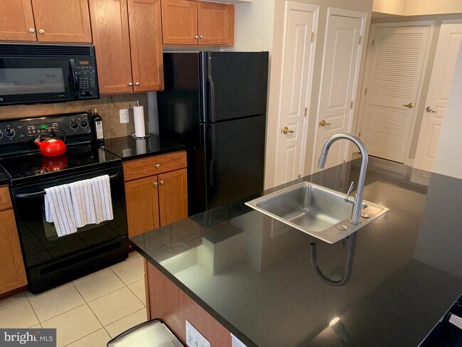 Photo - 631 D Street NW Unidad 534