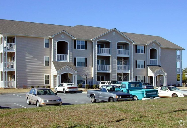 Cambridge Downs - Cambridge Downs Apartments