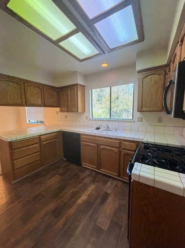 108 Dains Ct