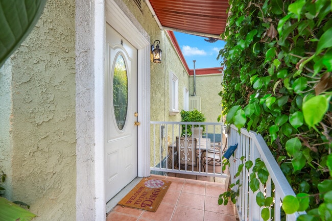 Photo - 1836 Euclid St Unidad #A