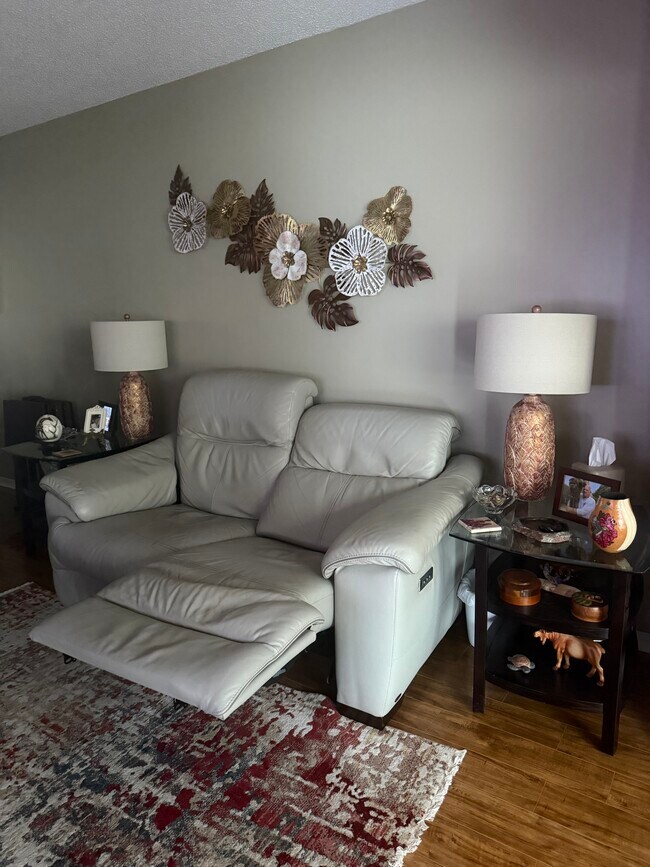 625 W Lake Jasmine Cir Unit G-109