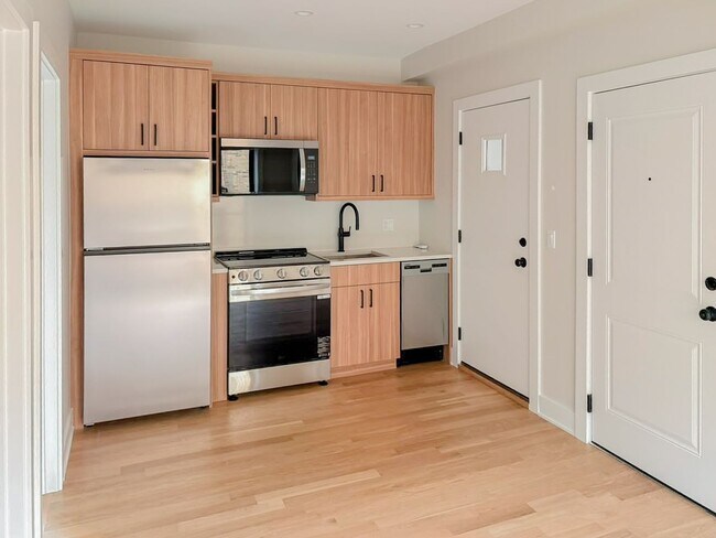Photo - 2238 N Bissell St