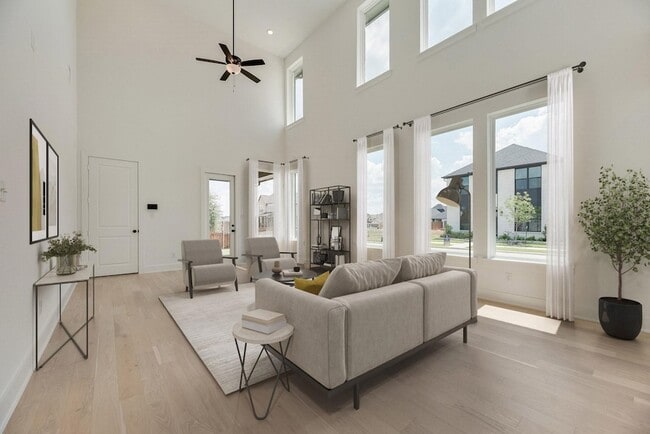 1501 Pintail Pl