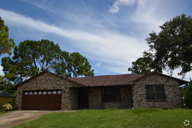 Building Photo - 131 Hammock Rd SE Rental