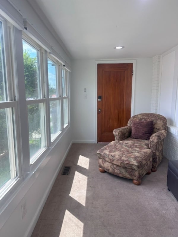 Photo - 303 N Delphine Ave