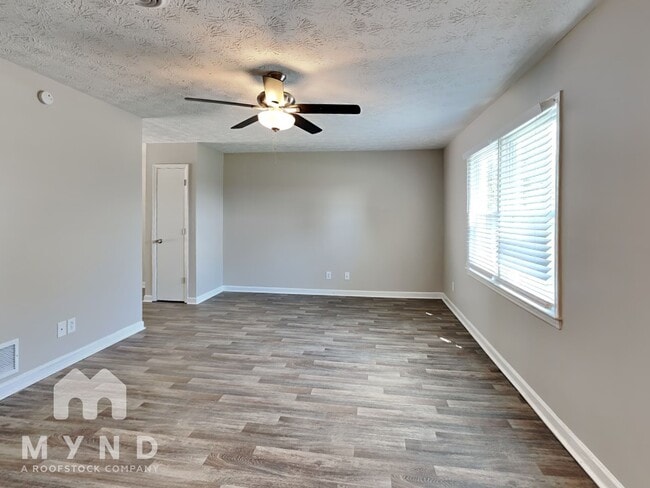 Photo - 229 Baker St Unit C