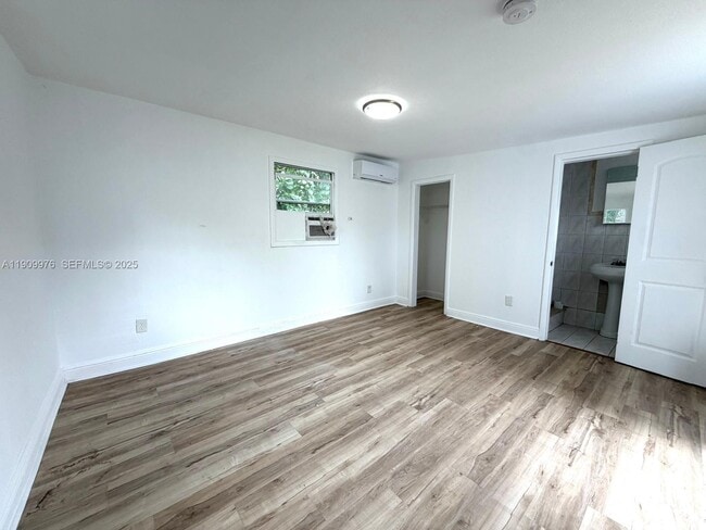 Photo - 1060 NW 116th St Unit 3