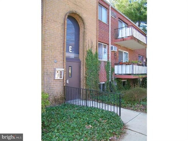 Photo - 110 Byberry Rd Unit Forest Glen