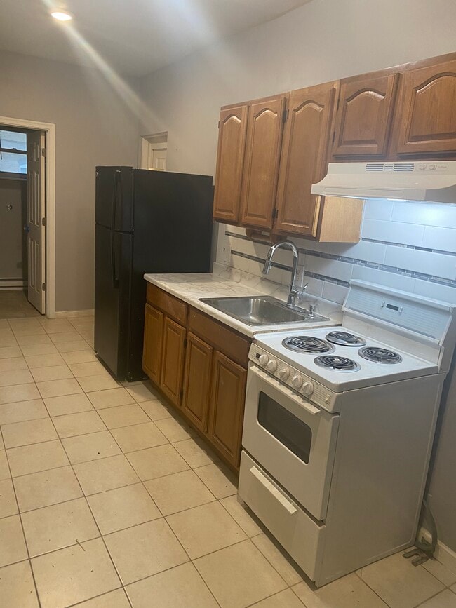 Photo - 564 King St Unit Rear back