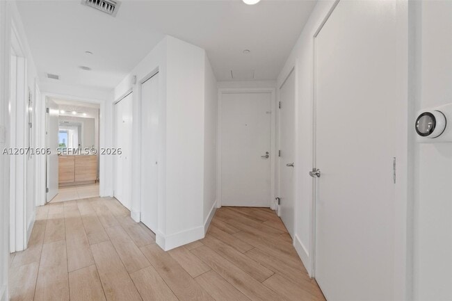 Photo - 16385 Biscayne Blvd Unit 521