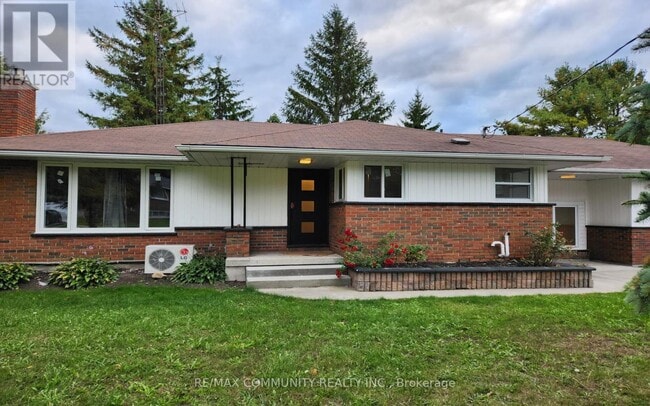 Photo - 23 Singleton St