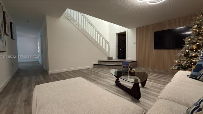 Photo - 1001 SW 98th Ave