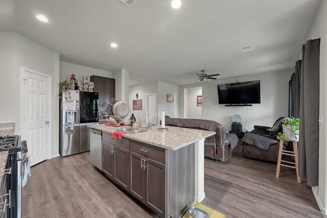 Photo - 15127 Willow Tree Ln