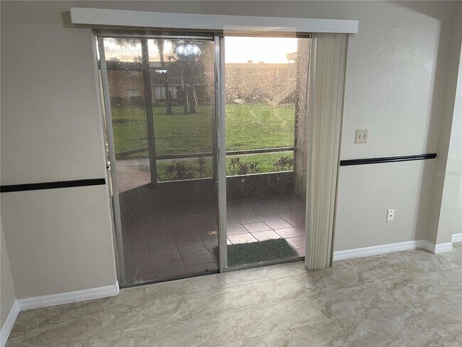 Photo - 1000 Lake of the Woods Blvd Unit F106