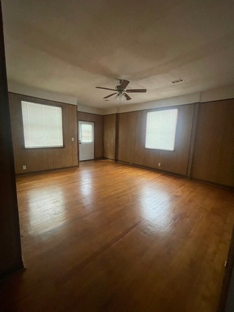 Photo - 325 5th Ave