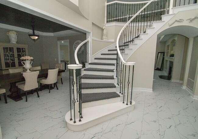 Photo - 7676 Big Cedar Ct