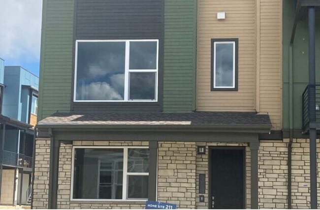 Photo - 751 Promenade Dr Townhome