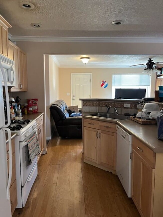 Photo - Charming home