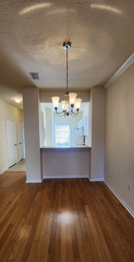 Photo - Beautiful 2 bedroom 2.5 bathroom townhome